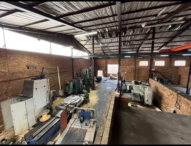 700M² WAREHOUSE TO LET IN BRAKPAN CENTRAL